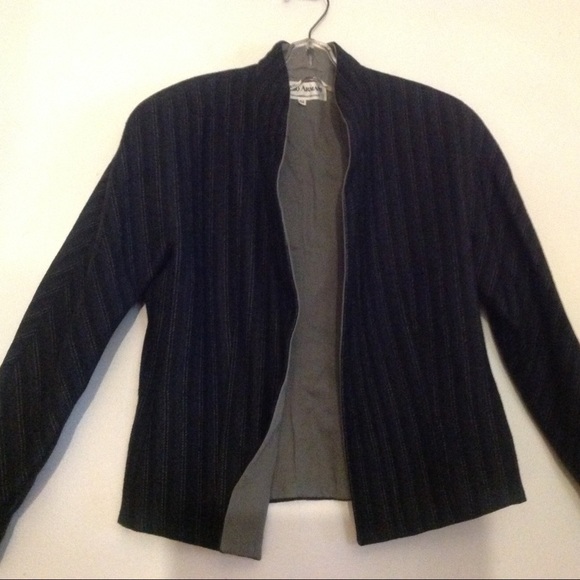 🎈Giorgio Armani blazer - Picture 2 of 8